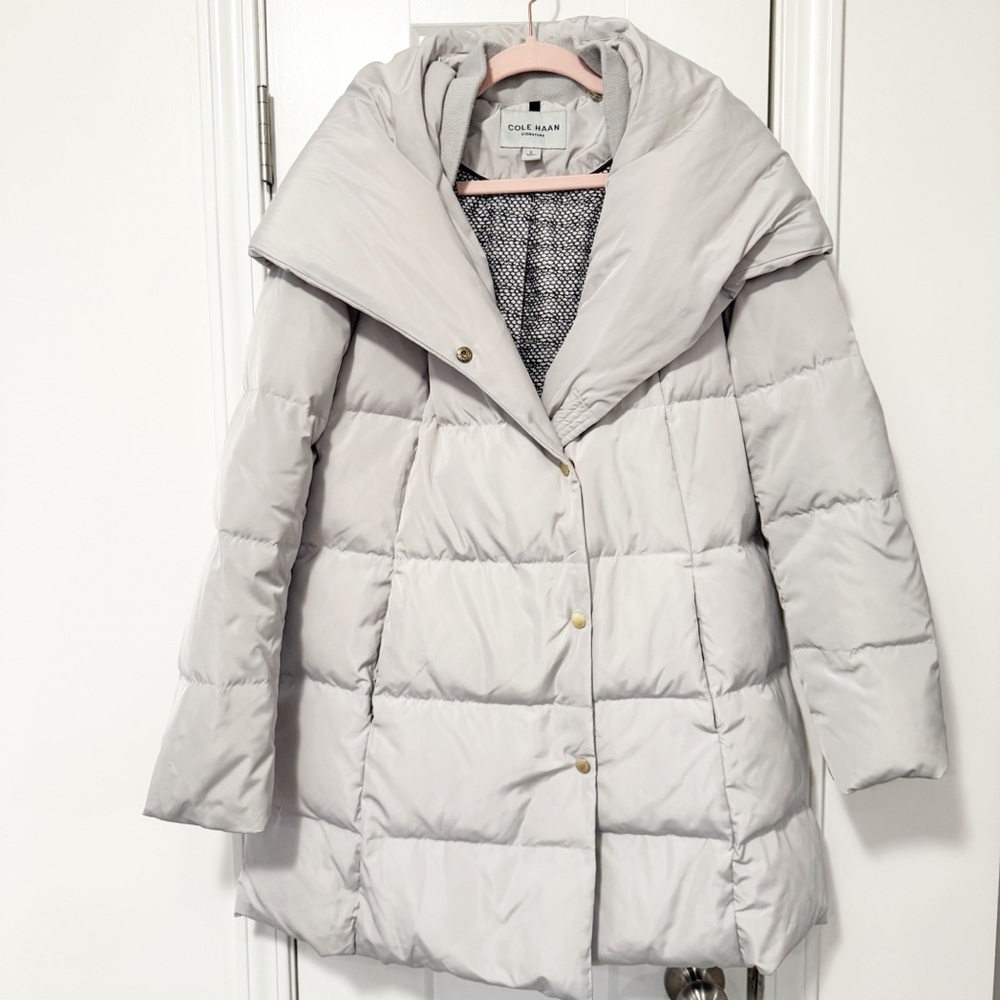 Cole Haan Women's Light Gray Down Puffer Jacket Large